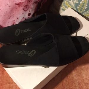Quality black slides Finest by Onex